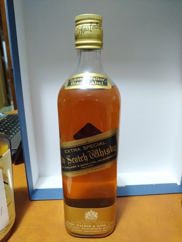 Johnny walker black label - johnny,