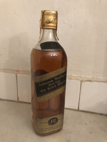 Johnnie walker years black - johnnie,