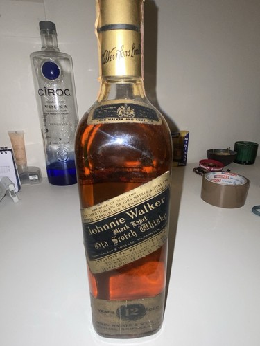 Johnnie walker black - johnnie,
