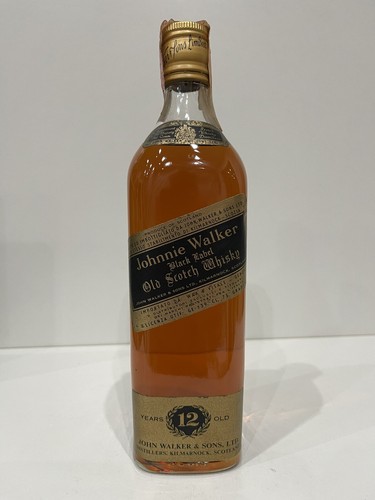 Johnnie walker black - johnnie, label