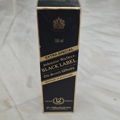 Johnnie walker black label - black,