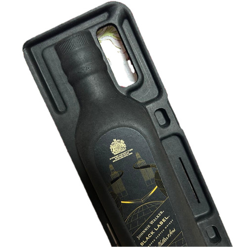 Johnnie walker black label - johnnie,